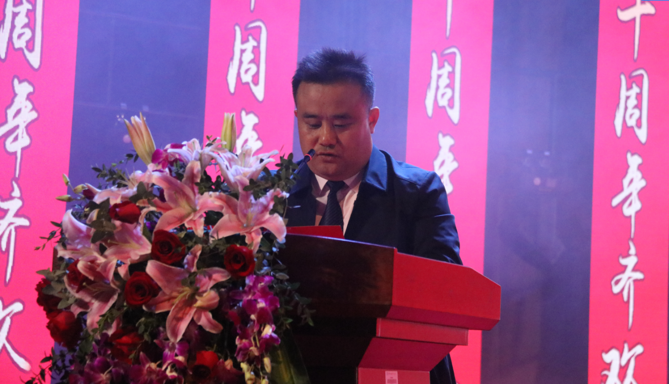 03b293d977174246aecb5cc904be312c.png 03b293d977174246aecb5cc904be312c.png