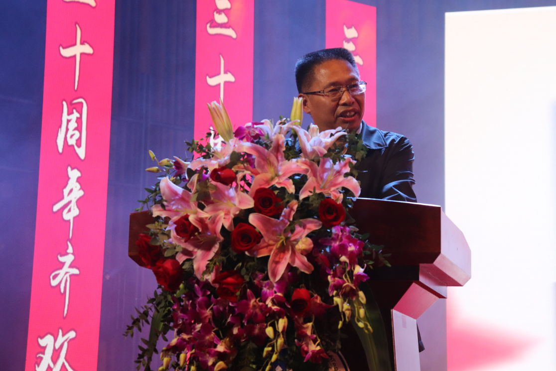 ef973217e6944e1e9050defe92c4118d.png ef973217e6944e1e9050defe92c4118d.png