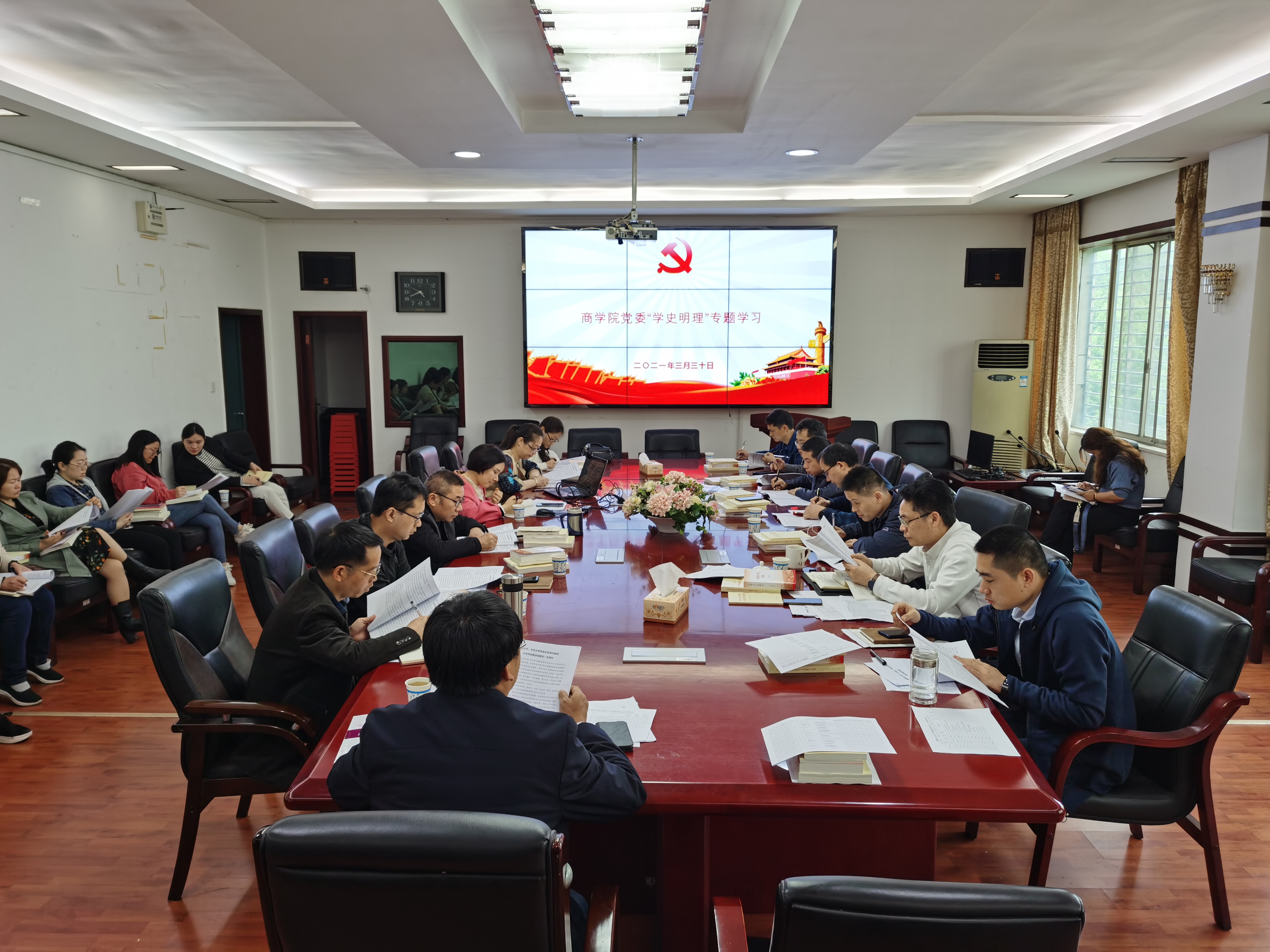 120fceb0933342f9bd2966096d9c7411.jpg 120fceb0933342f9bd2966096d9c7411.jpg