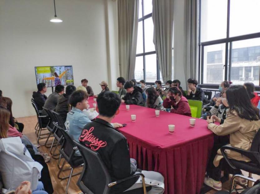 ae085701852043e69aa03d5440c5090f.jpg ae085701852043e69aa03d5440c5090f.jpg