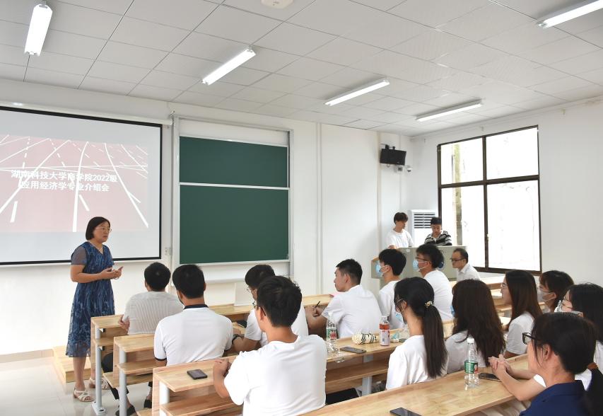 e01e3ee247b840b69d76ebd6625d7a70.jpg e01e3ee247b840b69d76ebd6625d7a70.jpg