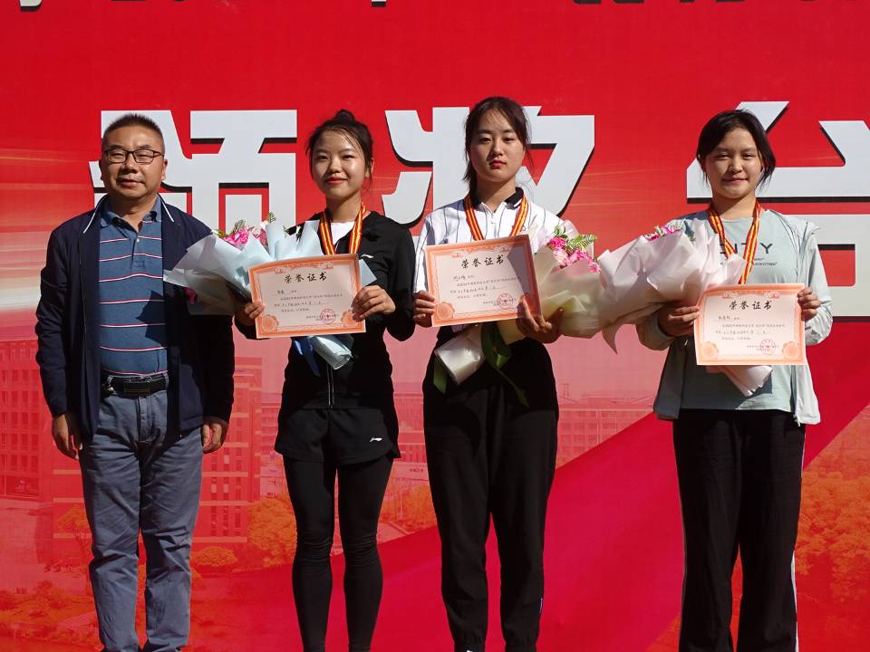 93d18599615e498f80aee94e57fdb303.jpg 93d18599615e498f80aee94e57fdb303.jpg