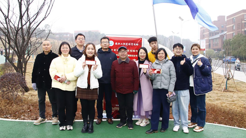 edb19e164dad42338b700b5f3effff35.png 1.png