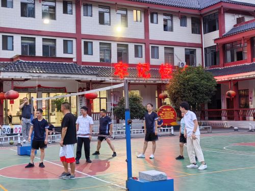 637b75e40fde47d9a4a4aef5a390226b.jpg 1.jpg