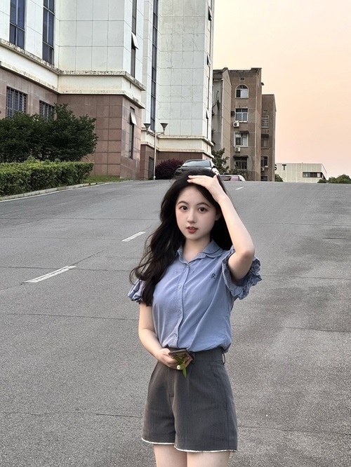 7a7df7a84255408e8708c6f7d29ce6e1.jpg 45815EE74CFC4184CC9316E16FF5FFB3.jpg