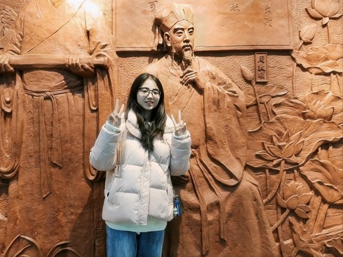 bbd185b172c44363b0871ffcb5603c63.jpg 1.jpg