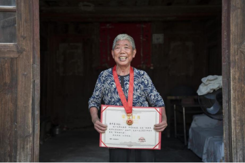 c3be7c18b8984b35bd76c09de0b3b40d.png image.png